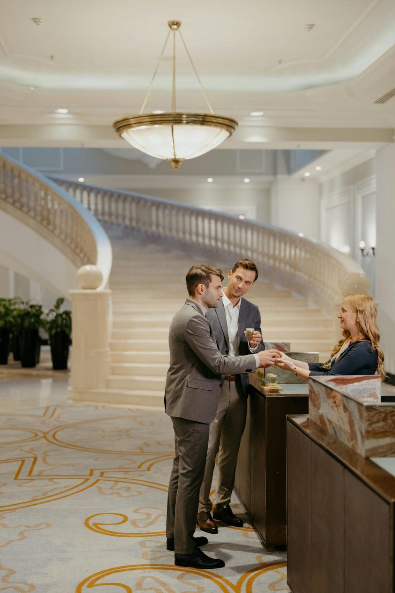 Jw Marriott Grand Hotel